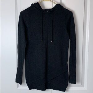 Dakini Hooded Pullover size Small